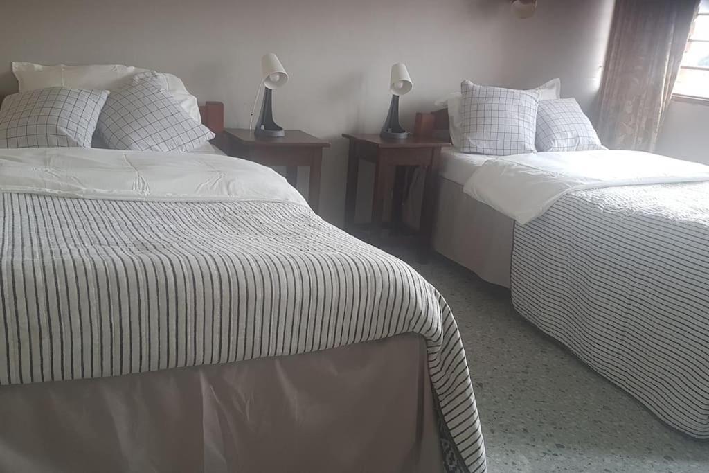 Ibex Hill Apartment- Power Backup Lusaka Bagian luar foto